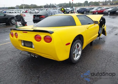 2004 Chevrolet Corvette z USA, uszkodzony, nr VIN 1G1YY22G645116595